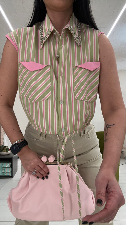 Camicia crop rosa